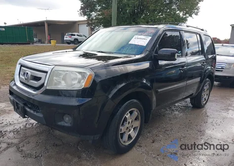 2010 Honda Pilot Touring из США, поврежденный, VIN 5FNYF3H8XAB023446